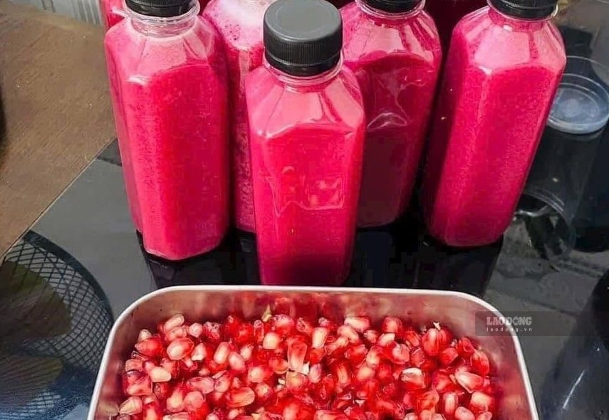 Pomegranate Juice Benefits Skin Health and Natural Weight Loss