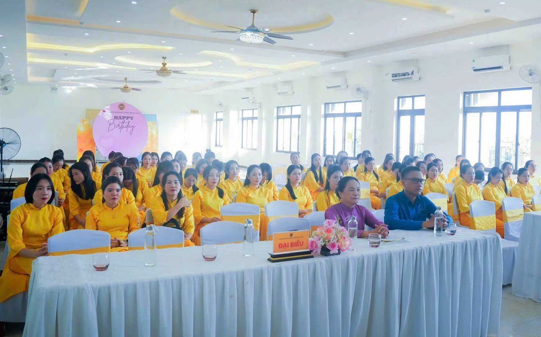 Trường Mầm non Quốc tế Nguyễn Du Plus tổ chức Hội nghị người lao động. Ảnh: Công đoàn Hà Tĩnh