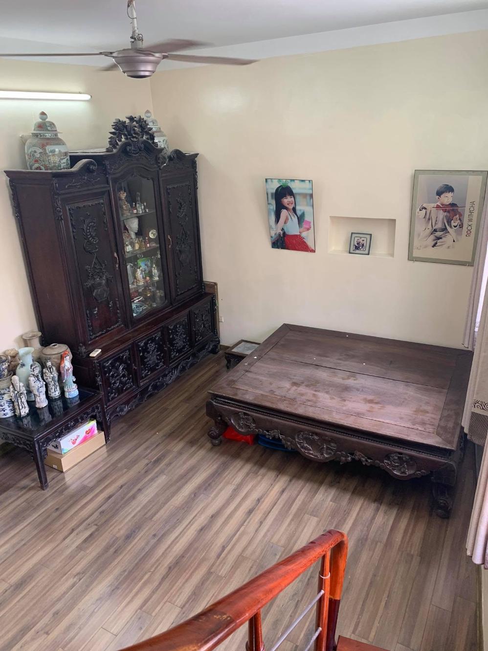 Một góc căn nhà tập thể ở Tràng Tiền của NSƯT Chí Trung. Ảnh: Nhân vật cung cấp.