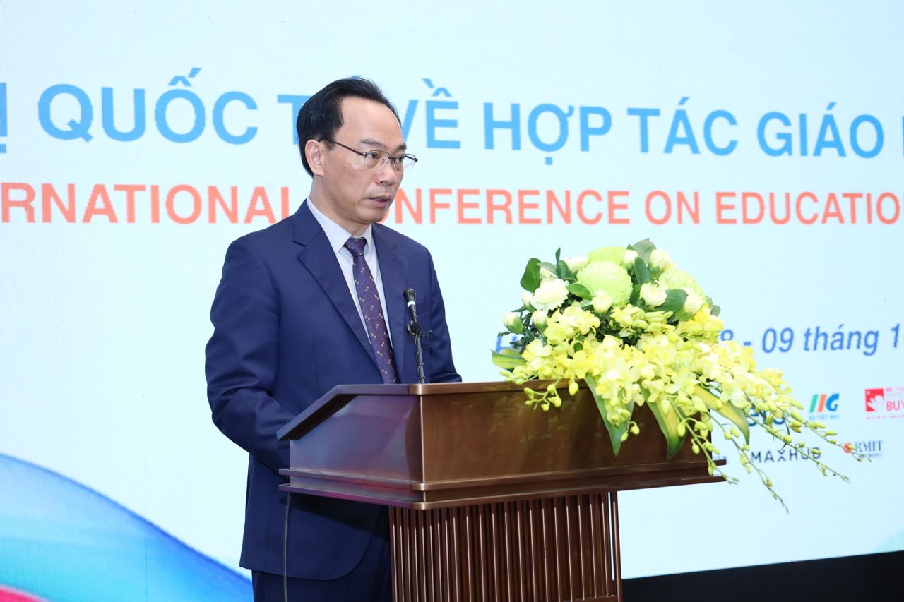 Minister Hoang Minh Son: Education must adapt to changes created by AI