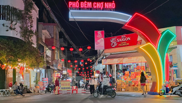 Gia Lai night economy is promoted through models such as Cho Nho Night Street. Photo: Ba Binh