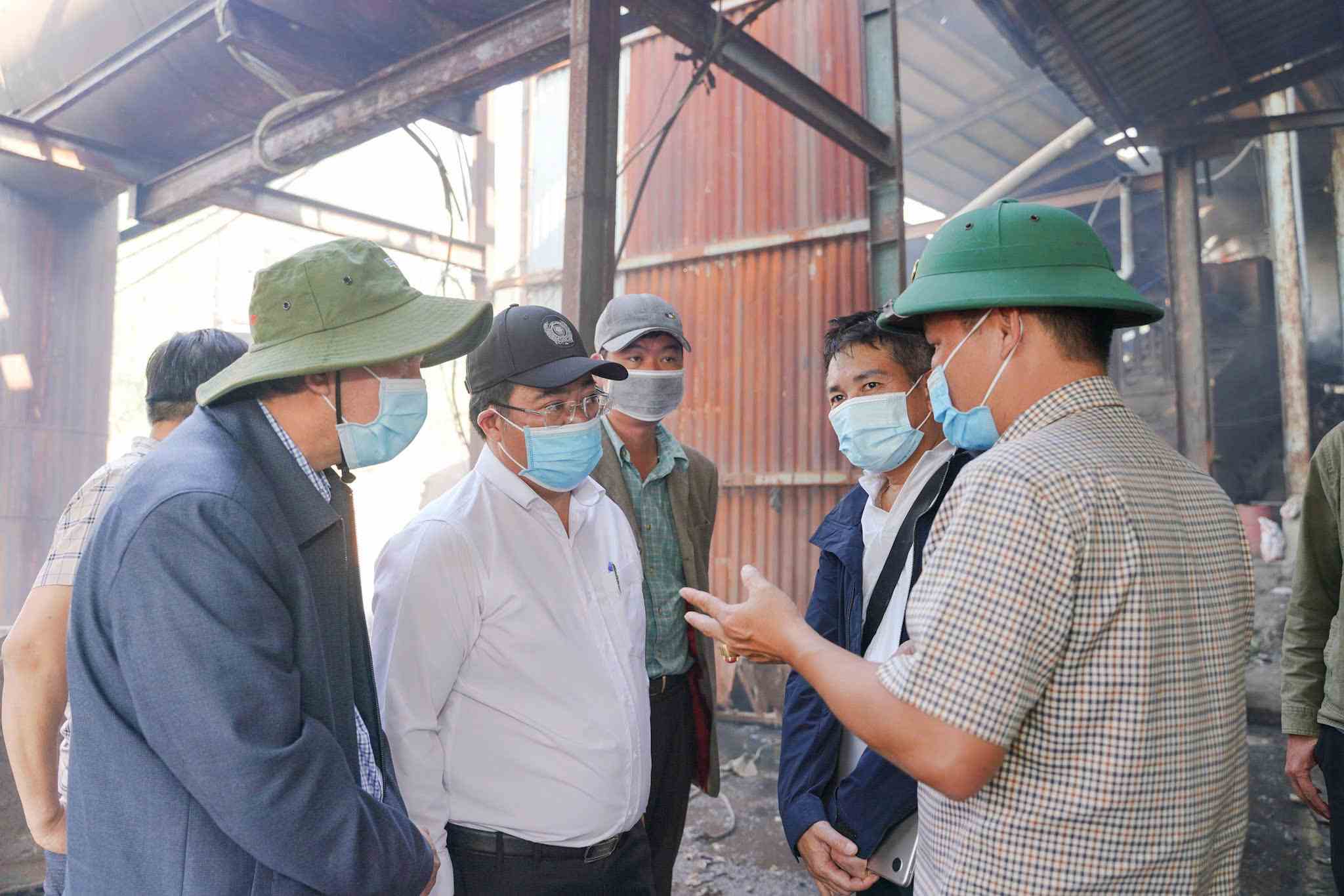 Ông Nguyễn Ngọc Phúc, Phó Chủ tịch UBND tỉnh Lâm Đồng cùng đoàn công tác của tỉnh kiểm tra hoạt động tại Nhà máy xử lý Bảo Lộc hôm 30.1 vừa qua. Ảnh: Phúc Khánh