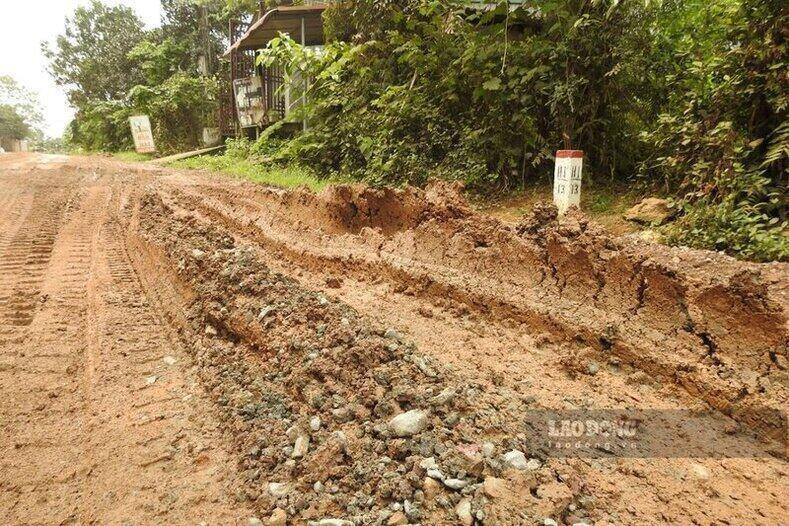 Đường tỉnh 313C từng xuống cấp nghiêm trọng. Ảnh: Tô Công.