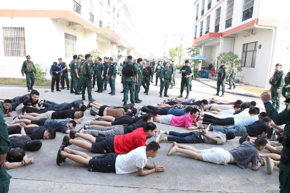 After arresting Chen Zhi, Cambodia raided an online fraud den in Bavet on January 31, 2026, arresting about 2,000 people. Photo: Cambodian National Police