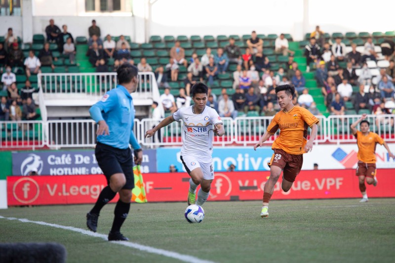 ホアンアイン・ザライはVリーグ2025-2026第12節でダナンと対戦します。写真:ヴー・レ