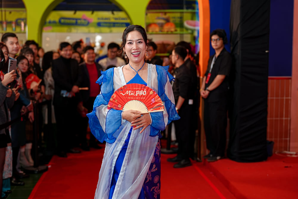 Nữ diễn viên Hà Hương 