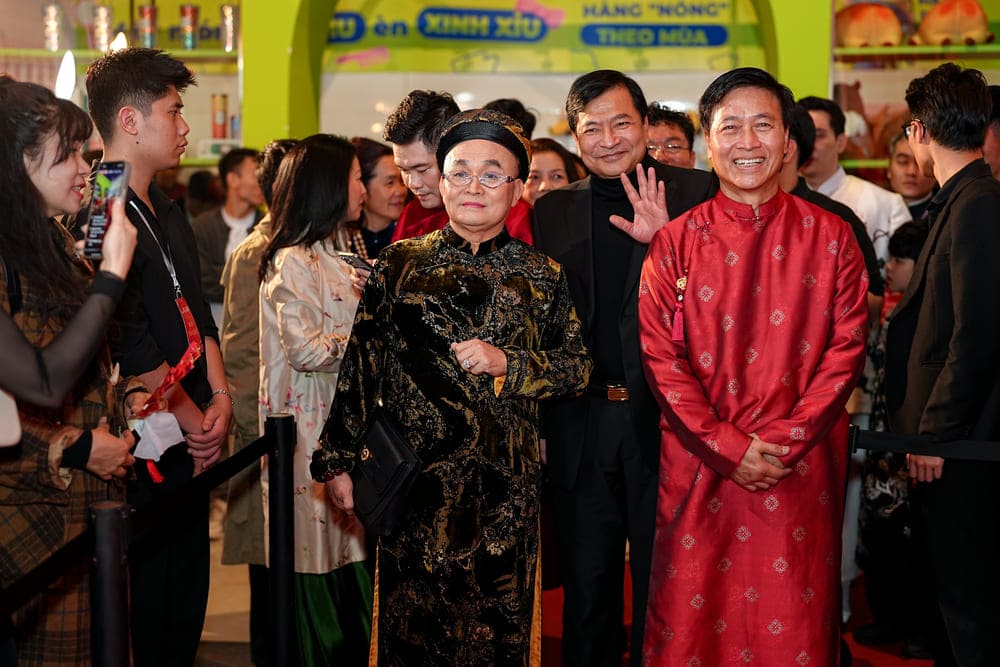 Nghệ sĩ Xuân Hinh 