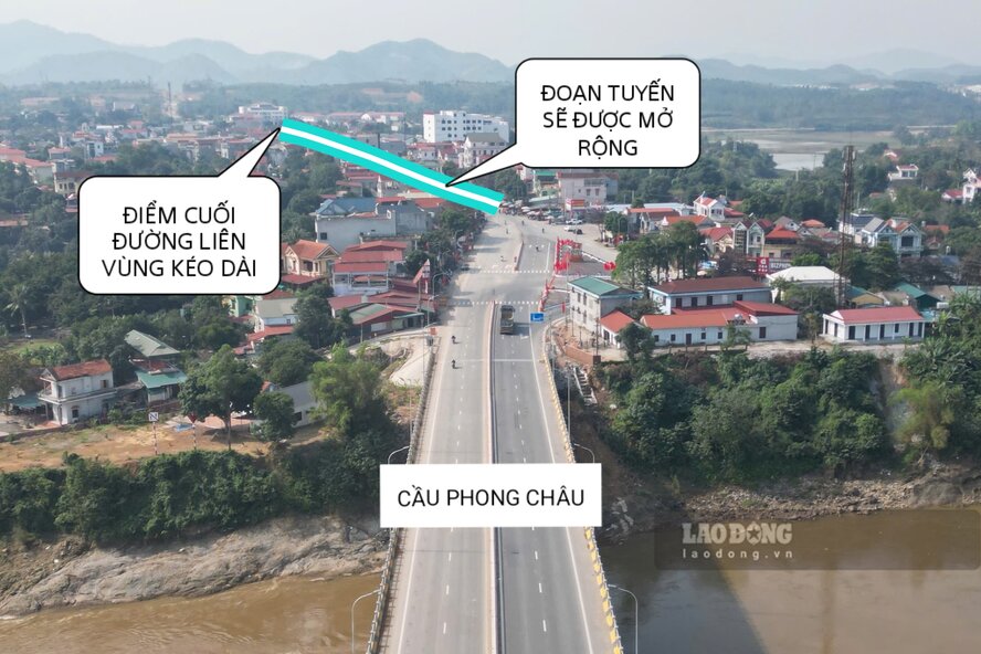 The road section connecting Phong Chau bridge with the end point of the extended inter-regional road will be expanded. Photo: To Cong.