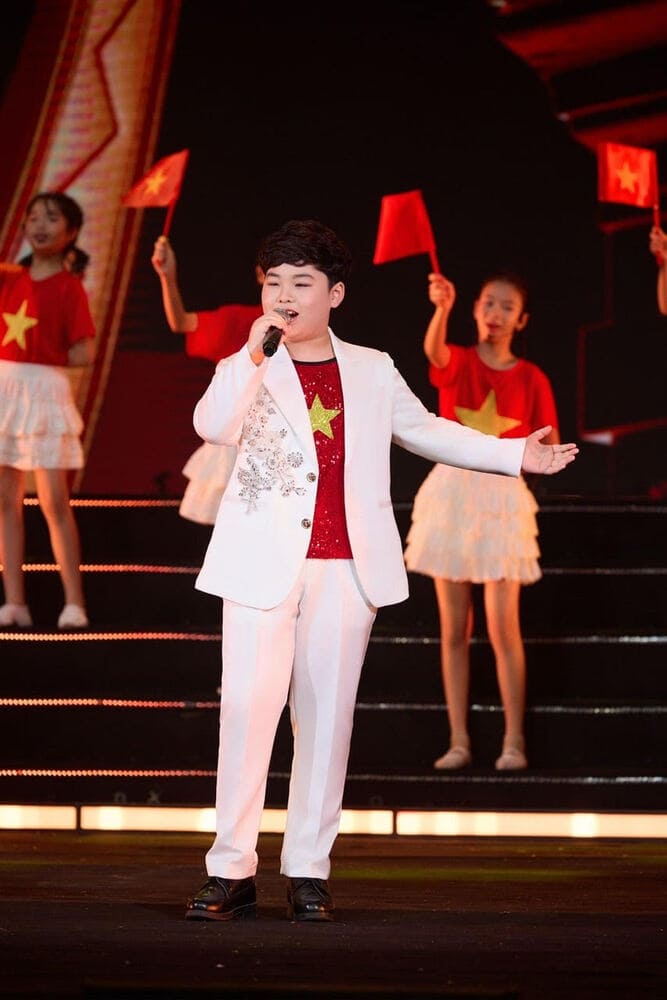 Ca sĩ Dươgn Đức Hải