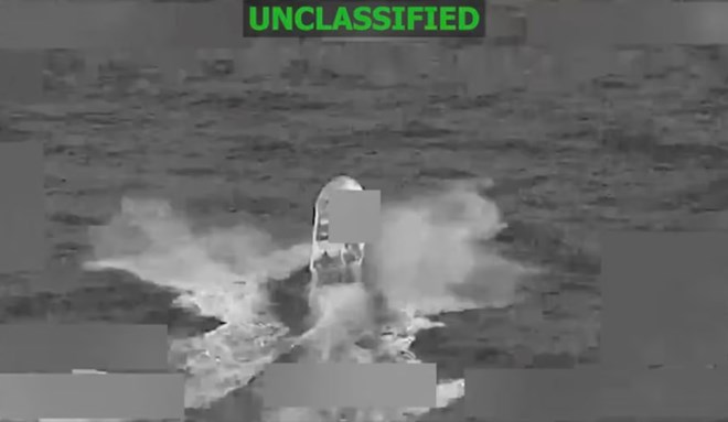 El barco sospechoso de transportar drogas en el Pacífico oriental antes de ser atacado el 5 de febrero. Foto: Comando de Sudamérica