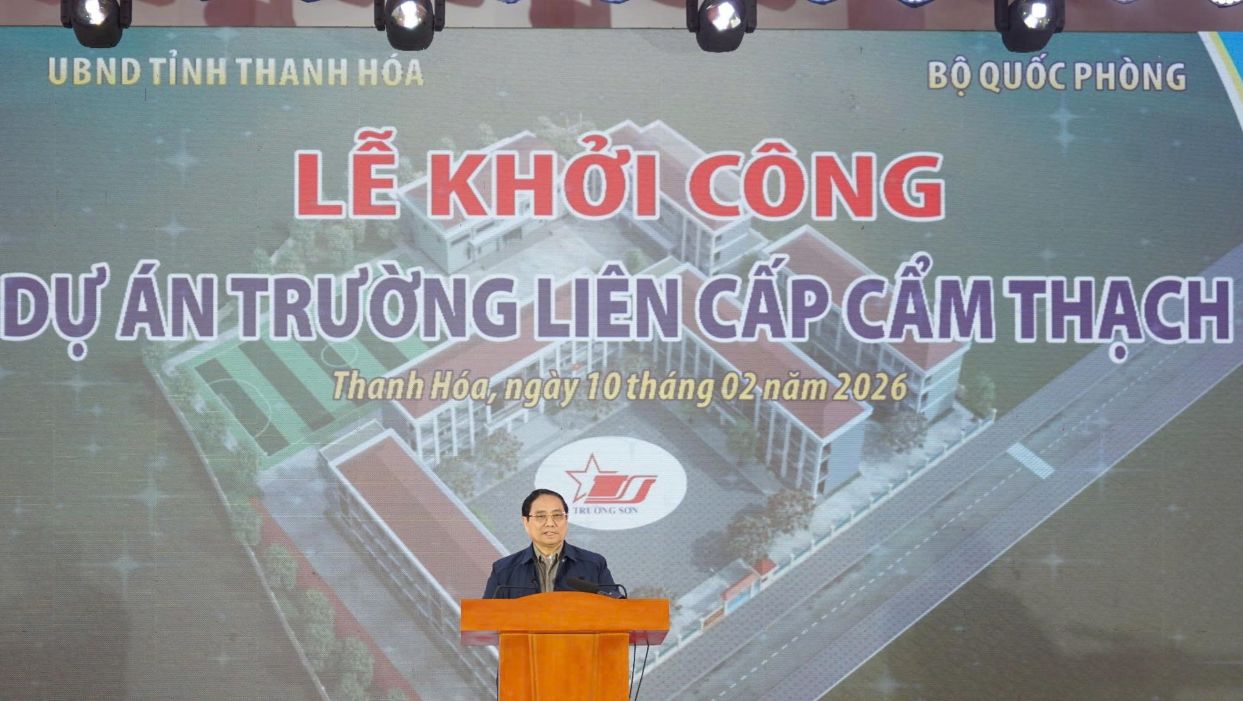 Theo Thủ tướng Phạm Minh Chính, việc xây dựng Trường Tiểu học Cẩm Thạch có ý nghĩa thực tiễn và nhân văn rất lớn. Ảnh: Quách Du