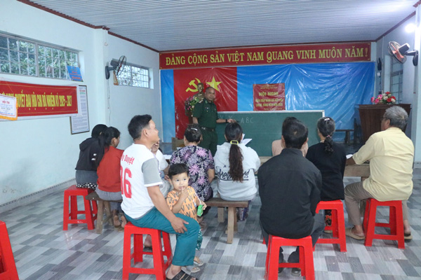 Lớp học gắn với tình yêu thương, trách nhiệm của người lính nơi biên cương Tổ quốc. Ảnh: Thanh Tuấn 