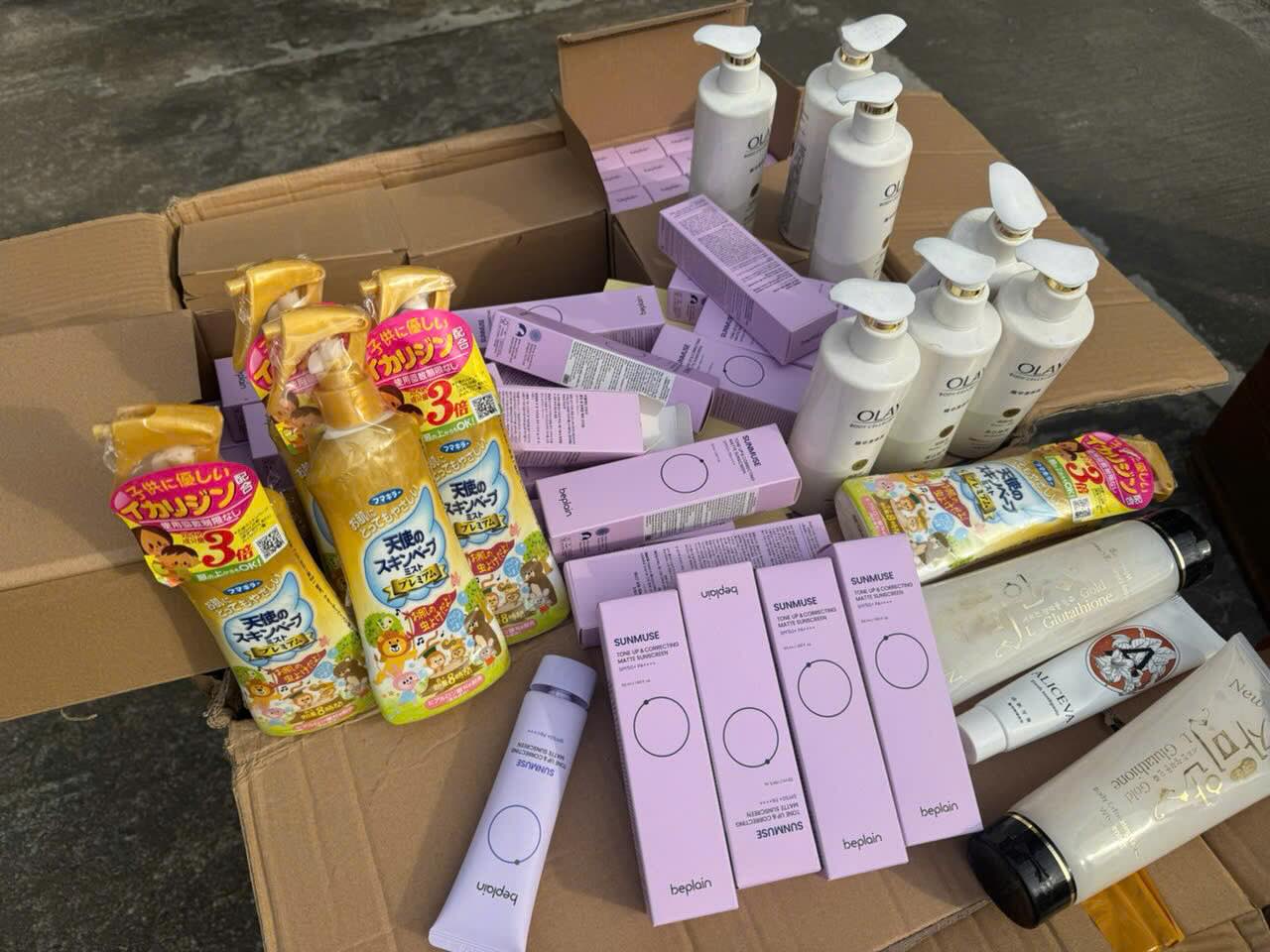 A line of trading fake cosmetics online was discovered. Photo: Quang Tri Police
