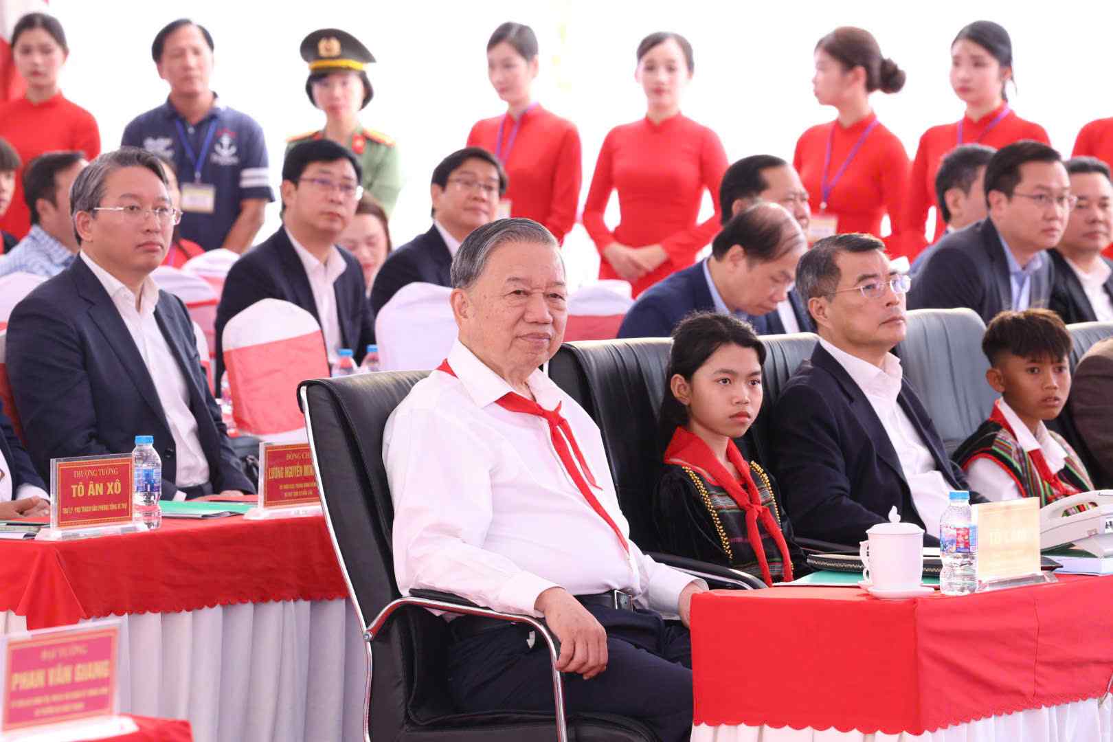 Tổng Bí thư Tô Lâm cùng đoàn công tác của Trung ương tham dự chương trình. Ảnh: Bảo Trung