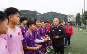 VFF encourages young women's national team teams before the Lunar New Year