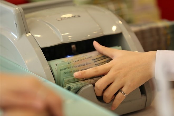 Many people are concerned about regulations on dependents. Photo: Hai Nguyen