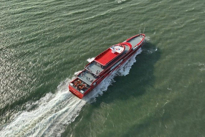 Thang Long high-speed train resumes operation from February 26, bringing passengers from Vung Tau to Con Dao. Photo: DVCC