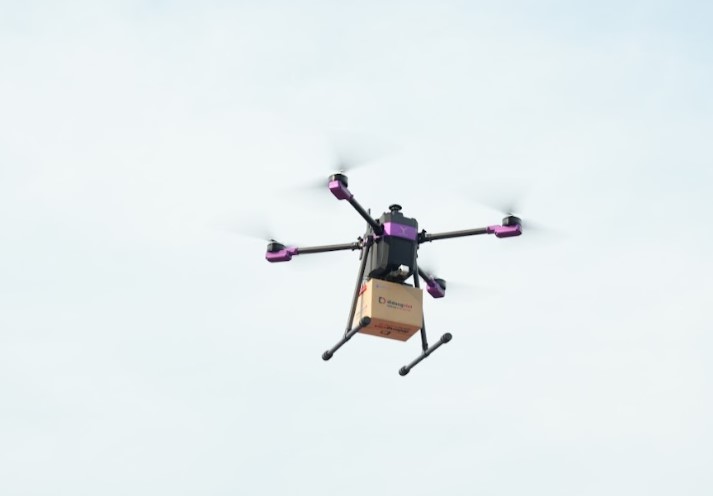 UAV delivery may soon be applied in Ho Chi Minh City in the near future. Photo: Loan Tran