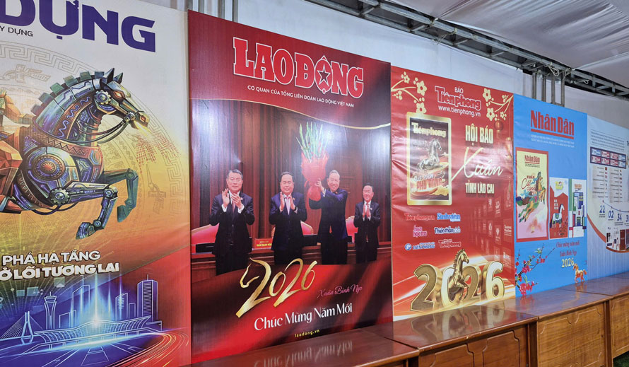 Hội báo Xuân do UBND tỉnh Lào Cai tổ chức khai mạc ngày 12.2. Ảnh: Bảo Nguyên