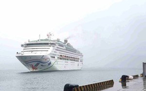 Khanh Hoa welcomes more than 2,500 international visitors from 5-star cruise ships