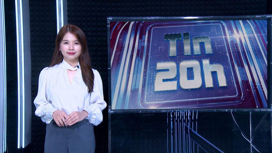 8 PM News: Gold prices go sideways, many people take advantage of queuing to buy in