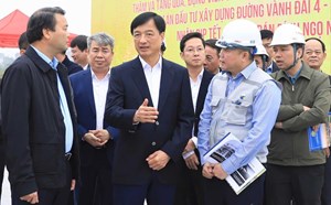 Hanoi Party Secretary inspects the construction progress of Hong Ha bridge