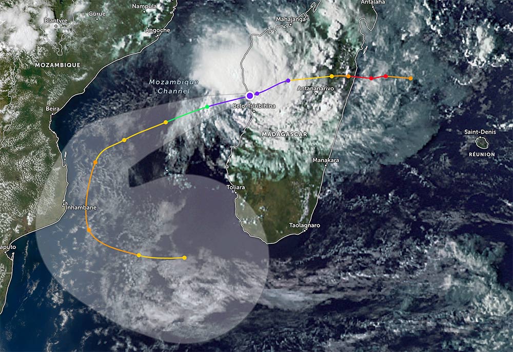 Super typhoon Gezani has weakened into a low pressure after making landfall in Madagascar, but is likely to strengthen again into a storm when it goes out to sea. Photo: European Satellite Authority