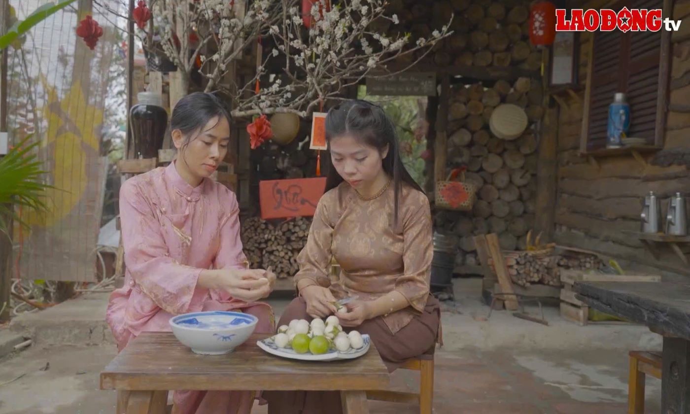 Unique eggplant jam made meticulously. Photo: Hieu Luan