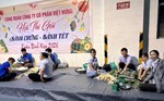 Vietnamese textile and garment workers are cared for during Tet