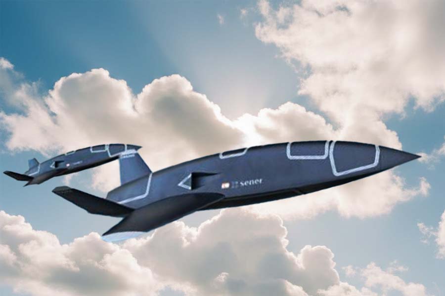 Spain introduces SRC 100 Razor stealth UAV at the 2026 Defense Exhibition, emphasizing reconnaissance and surveillance capabilities. Graphics: Cat Tien