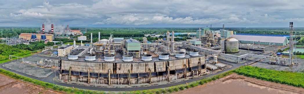 Cụm Khí điệm đạm Cà Mau ngày nay. Ảnh: Thanh Minh.