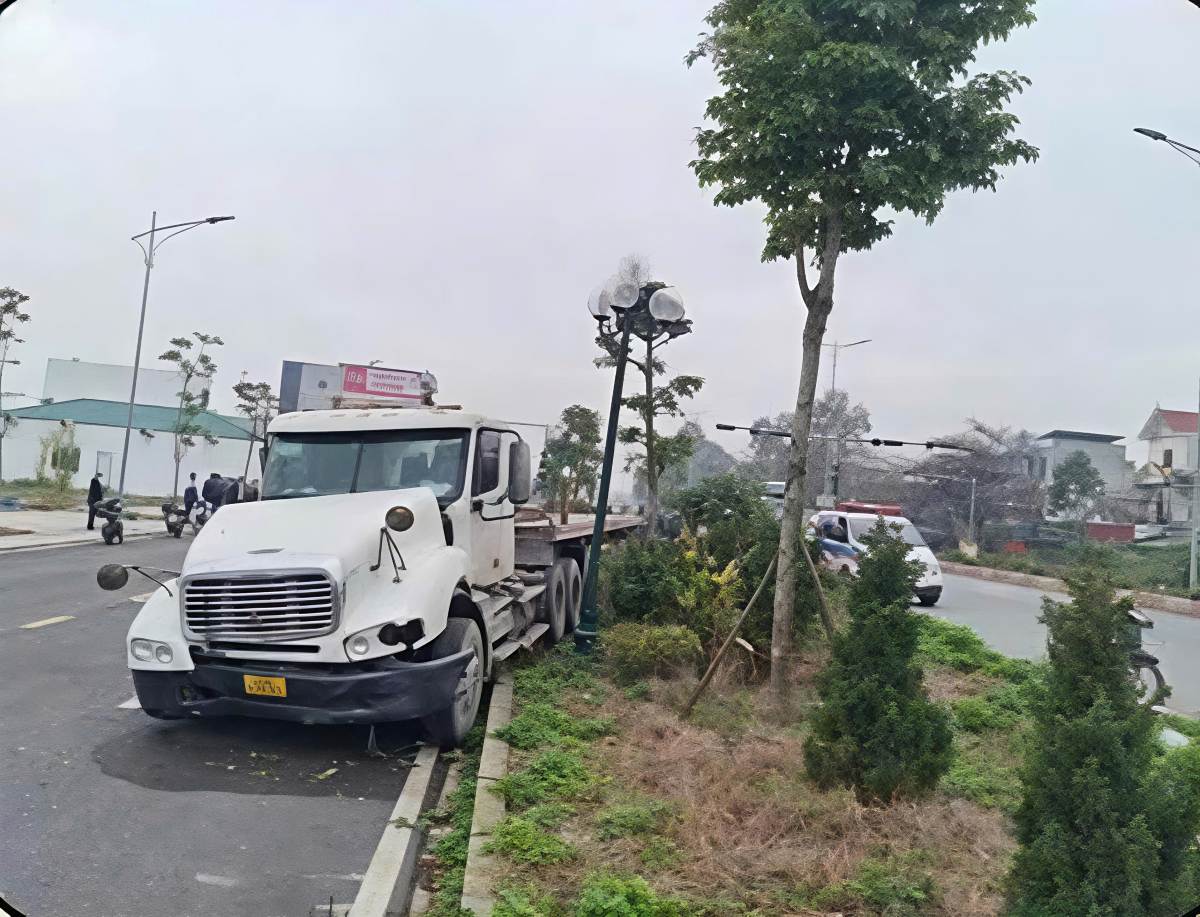Scene of the collision. Photo: Hai Phong Traffic Safety Board
