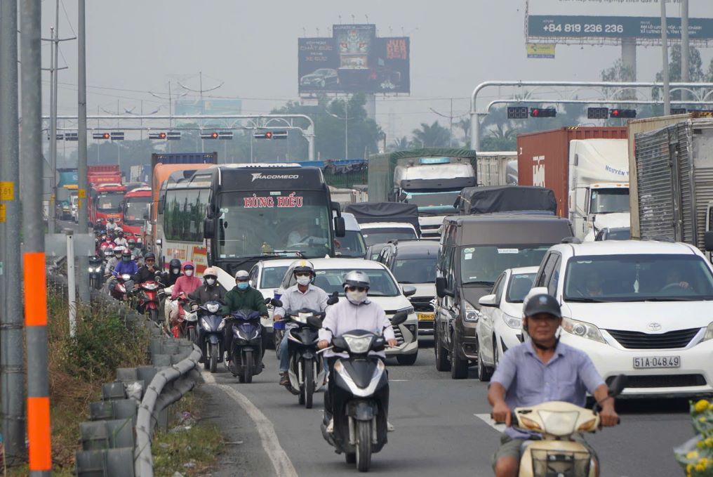 Southern weather sunny days. Photo: Chan Phuc
