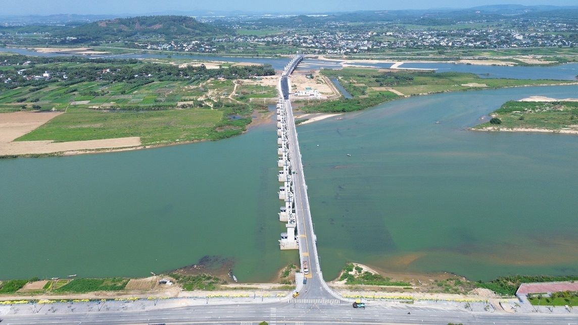 Toàn cảnh dự án đập dâng hạ lưu sông Trà Khúc. Ảnh: Viên Nguyễn