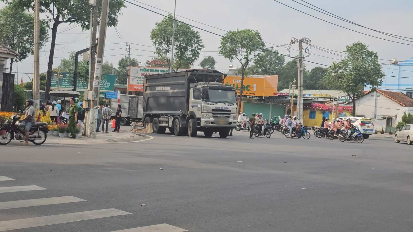 Nguyên nhân vụ tai nạn đang được điều tra làm rõ. Ảnh: Đình Trọng