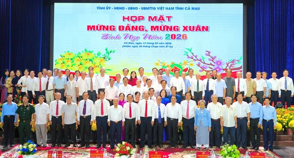 Ca Mau organizes a meeting to celebrate the Party and Binh Ngo Spring 2026. Photo: Nhat Ho.