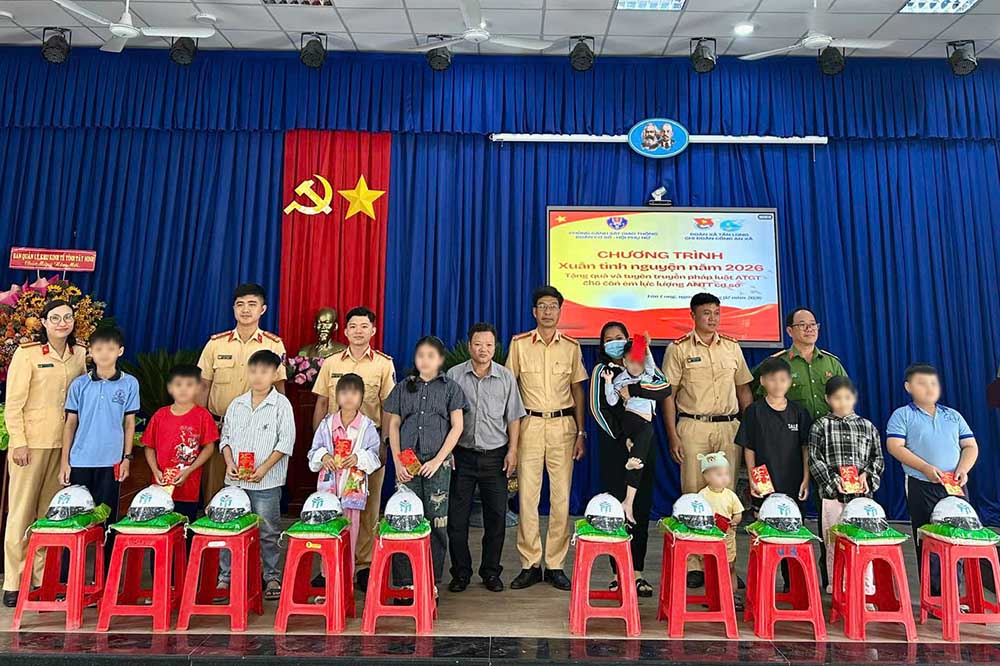 テト(旧正月)前に交通安全啓発活動を強化するタイニン省。写真:タイン・ヴー