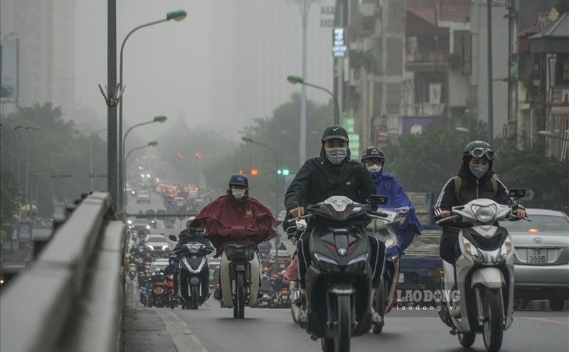Hanoi weather forecast with scattered light rain, cold weather from the night of the 29th to the 3rd day of Tet. Photo: Tung Giang
