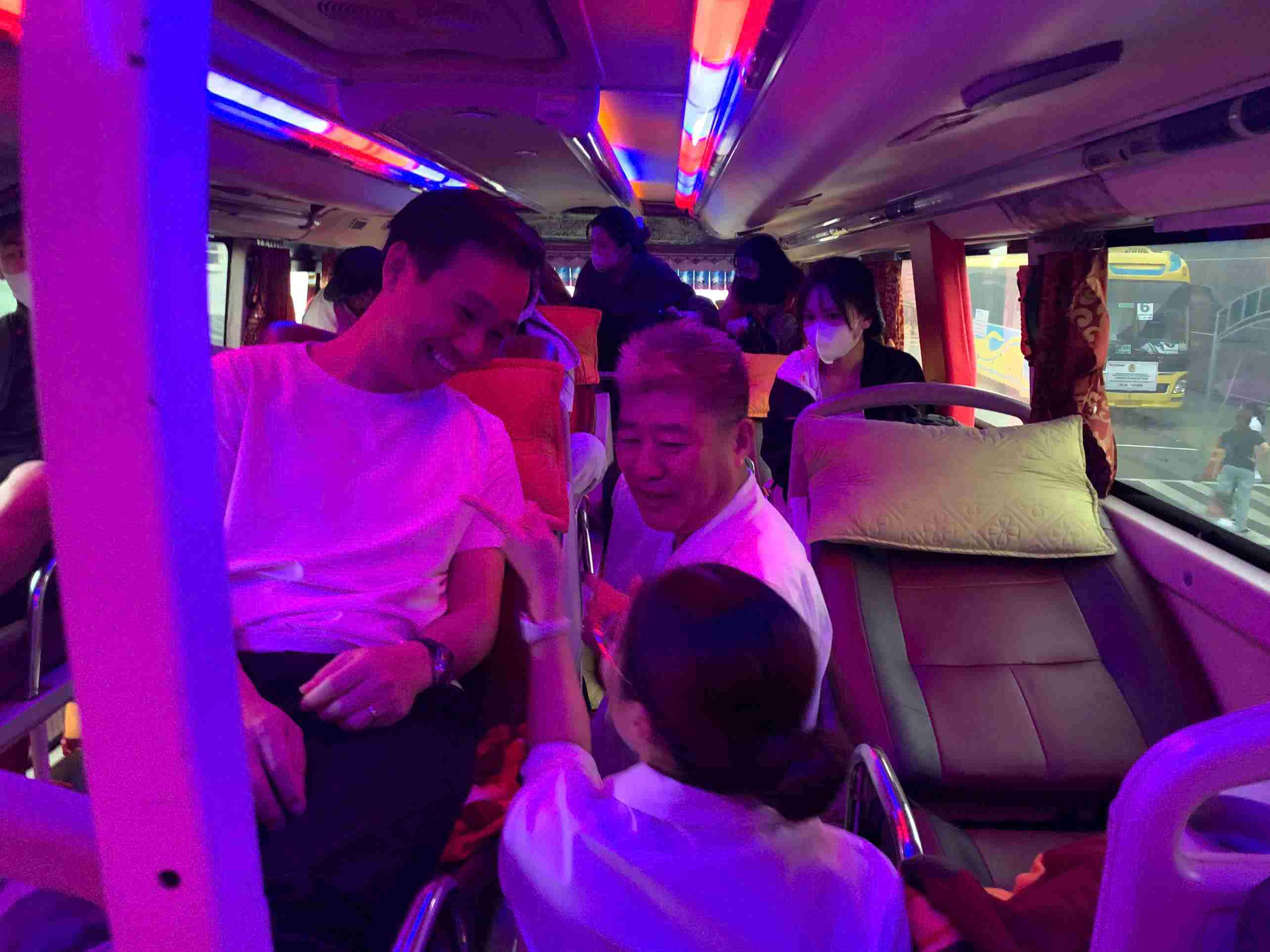 Compassionate buses take workers home for Tet. Photo: Grassroots Trade Union provided