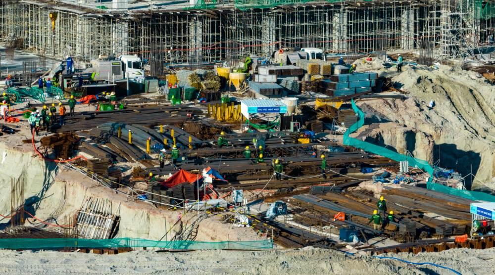 Việc duy trì nhịp độ thi công có ý nghĩa quan trọng đối với các dự án. Ảnh: Sun Group