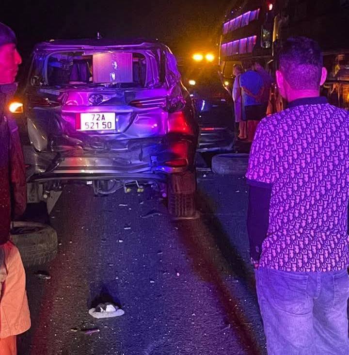 The chain collision on the Nha Trang - Cam Lam expressway. Photo: Tran Lam