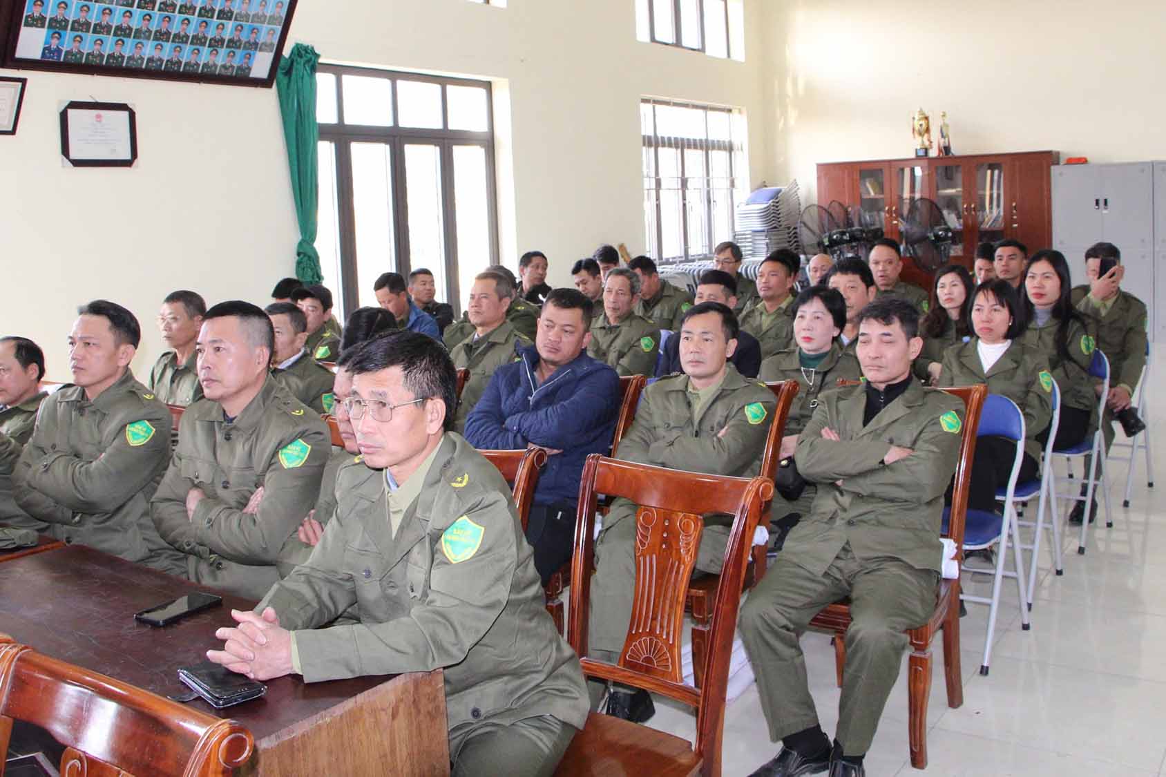 Lực lượng tham gia bảo vệ an ninh, trật tự ở cơ sở. Ảnh: Trang tin điện tử xã Phú Nghĩa (Hà Nội)
