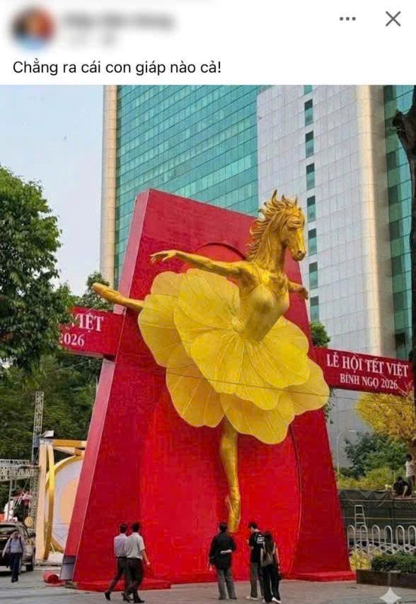 Bài viết trên tài khoản Facebook cá nhân với dòng trạng thái “Chẳng ra con giáp nào cả!”, kèm hình ảnh cổng chào Lễ hội Tết Việt tại Nhà Văn hóa Thanh niên TP Hồ Chí Minh. Ảnh: CATP