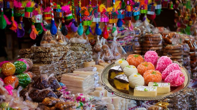 The way to eat sweets to help control weight is not to eat more than 5% sugar per day. Graphic photo: Huong Son