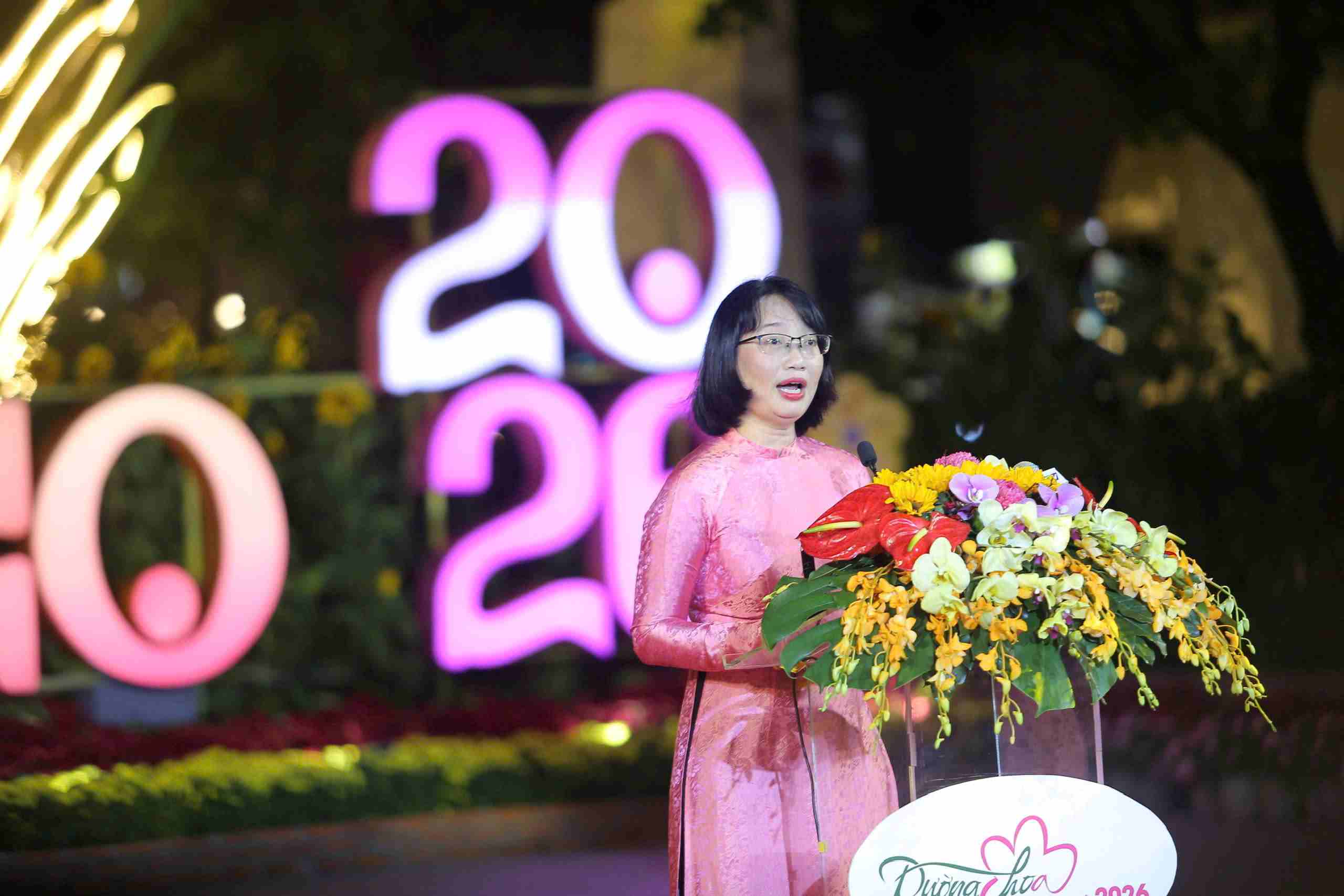 Bà Trần Thị Diệu Thúy - Phó Chủ tịch UBND TPHCM phát biểu tại lễ khai mạc. Ảnh: Anh Tú