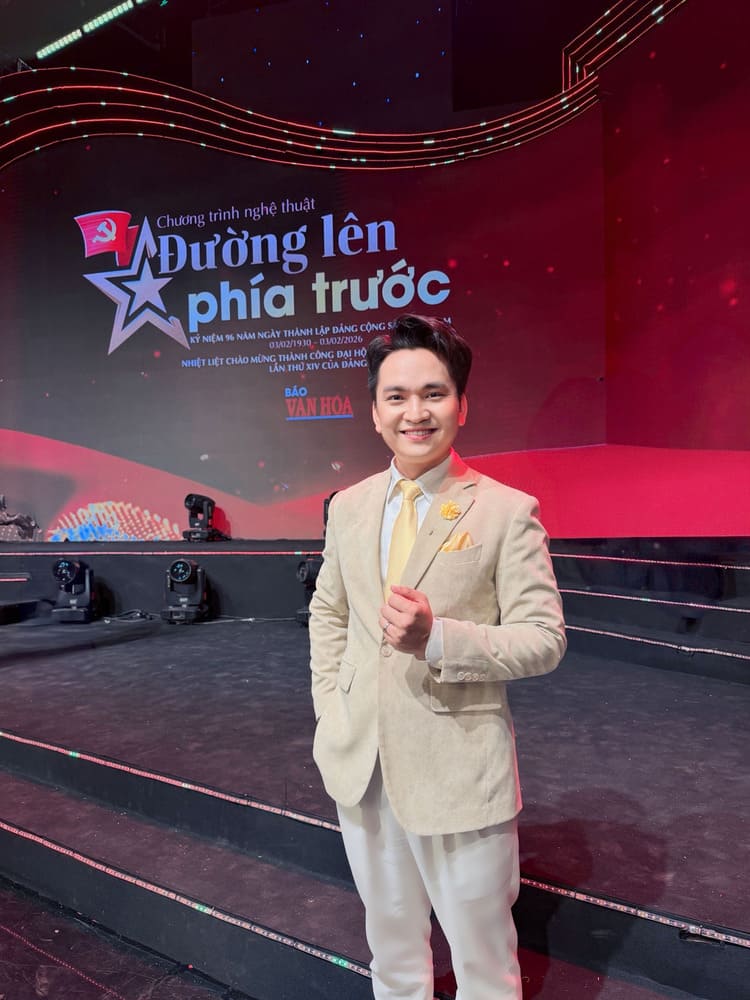 MC Hạnh Phúc luôn muốn nhắc đến không phải là những danh xưng mà là giá trị giản dị - sự tử tế, lòng trắc  ẩn và tinh thần sẻ chia. Ảnh: Nhân vật cung cấp