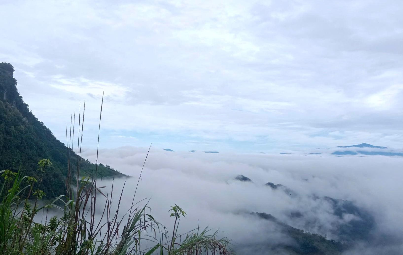 Huyền ảo sắc mây Mường Lống. Ảnh: Ngọc Anh