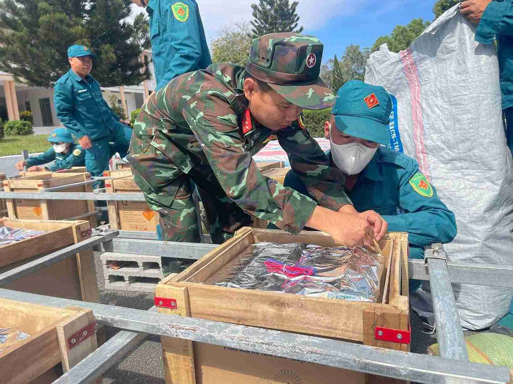 Provincial functional forces have installed 8 fireworks battlefields. Photo: Khanh Hoa Provincial Military Command