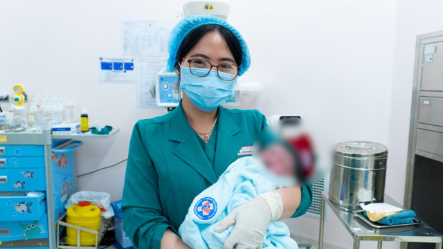 The first young citizens of Ho Chi Minh City in 2026 are born healthy. Photo: BVCC