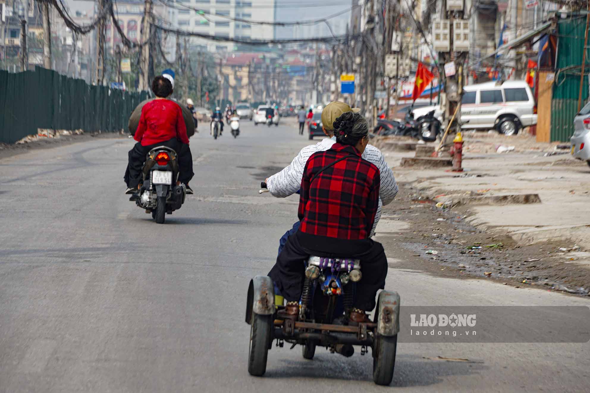 Những việc tưởng chừng như vô hại ngày Tết này lại tiềm ẩn nguy cơ rất lớn gây ra những vụ tai nạn giao thông.